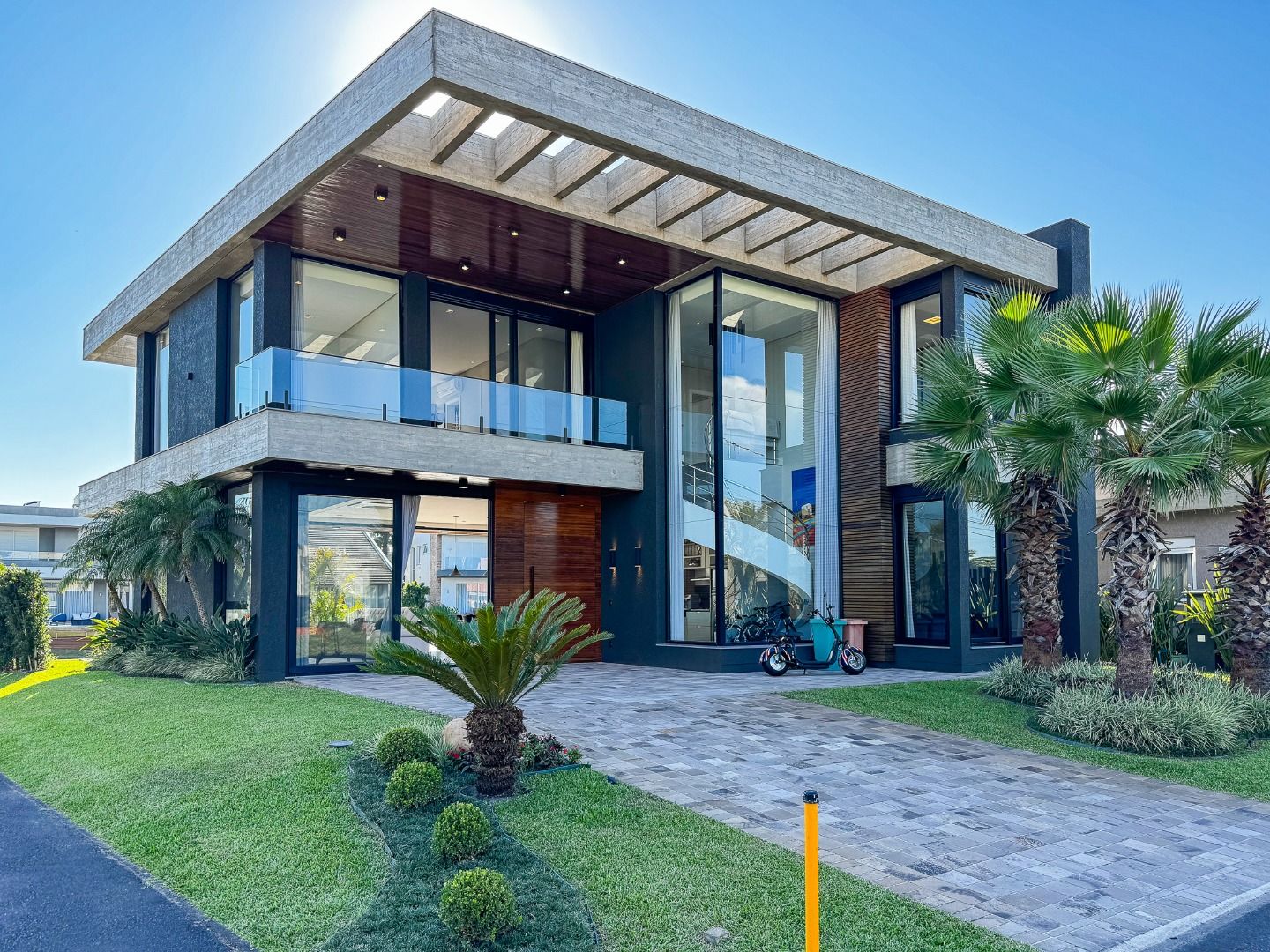 Sobrado · Malibu Beach Residence