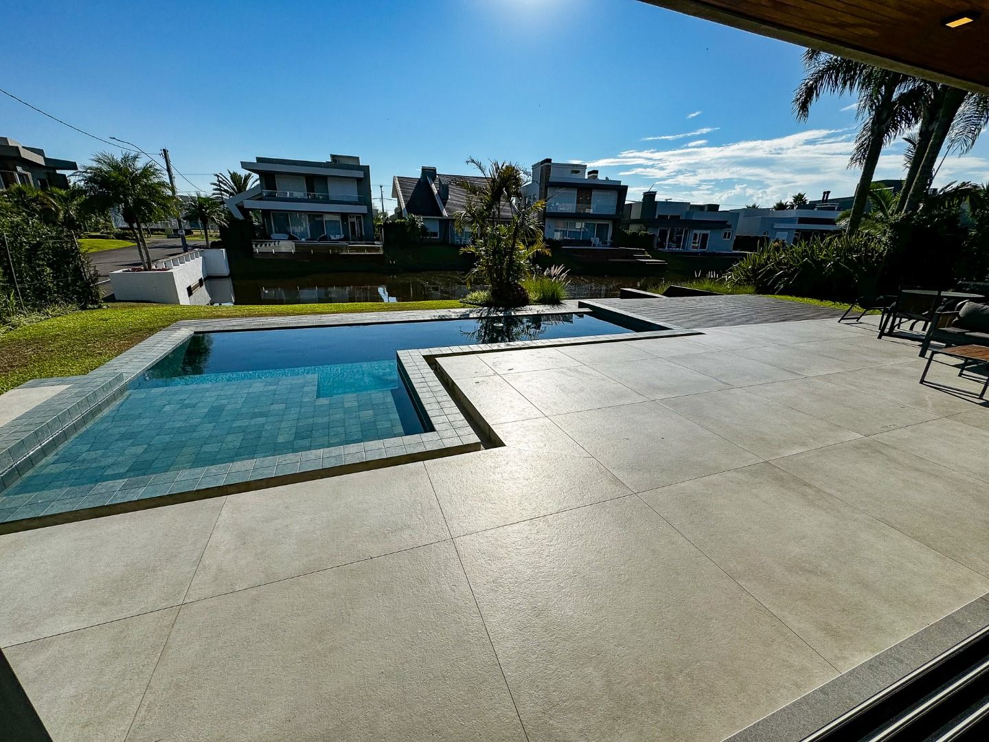 Foto de Sobrado · Malibu Beach Residence