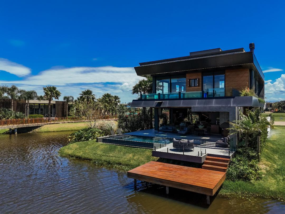 Foto de Casa · Sense Xangri-Lá