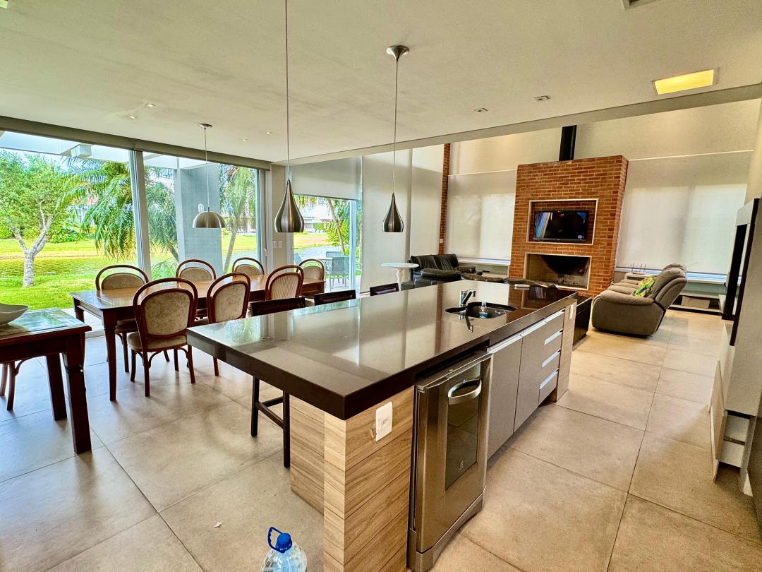 Foto de Casa · Allure Beach Condo