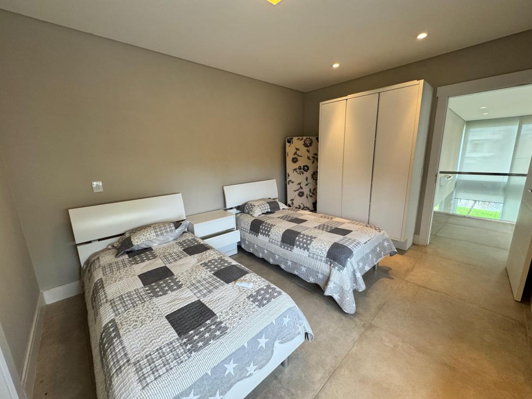 Foto de Casa · Allure Beach Condo