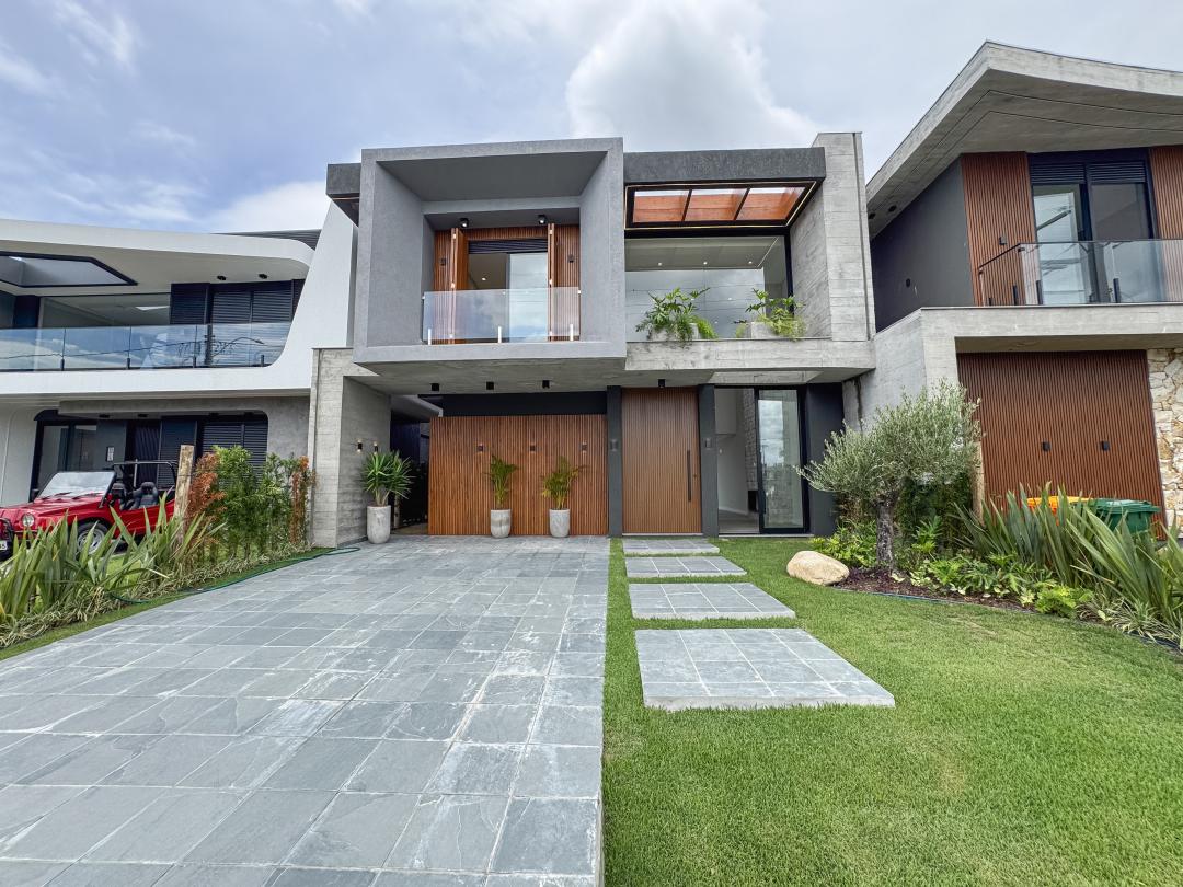 Casa · Sunset