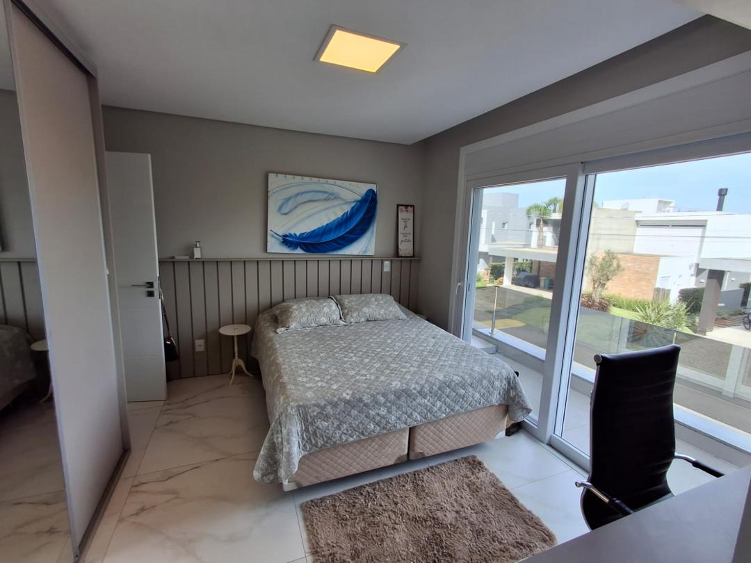 Foto de Sobrado · Malibu Beach Residence