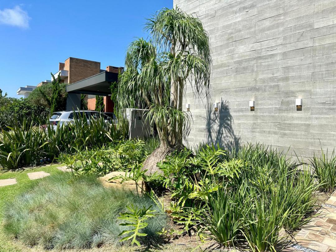 Foto de Sobrado · Malibu Beach Residence
