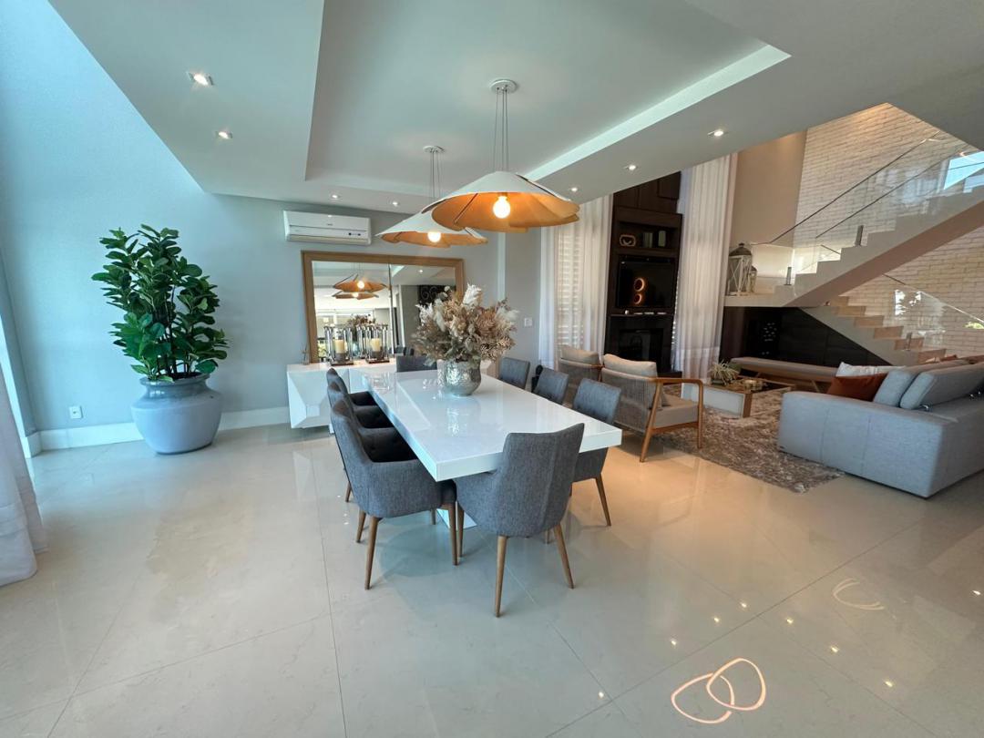 Foto de Sobrado · Malibu Beach Residence