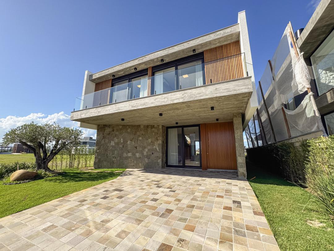 Casa · Amare Home Resort