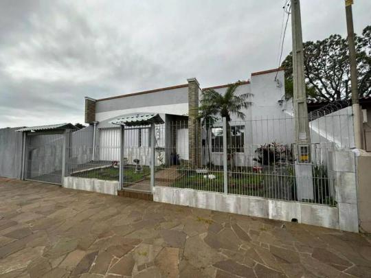 Casa à venda no bairro Barcelos, Cachoeira do Sul, Referencia: 483