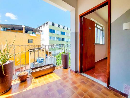 Apartamento para alugar no bairro Centro, Muriaé, Referencia: 605