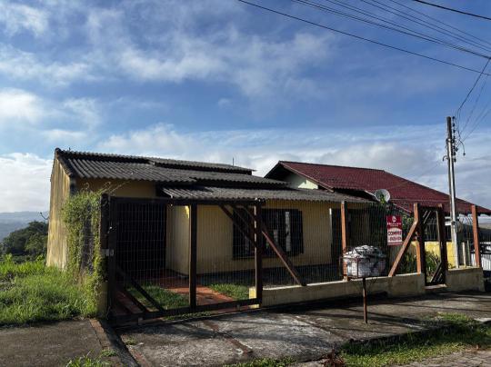 Casa à venda no bairro Cidade Alta, Santo Antônio da Patrulha, Referencia: 374
