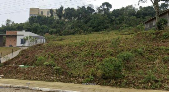 Terreno à venda no bairro Primeiro de Maio, Farroupilha, Referencia: 72