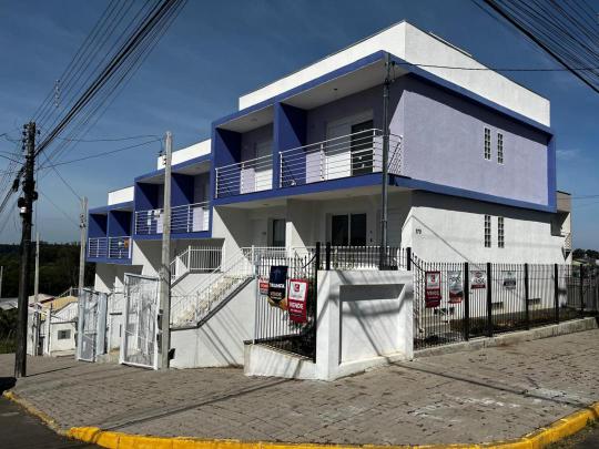 Sobrado à venda no bairro Monte Verde, Farroupilha, Referencia: 80