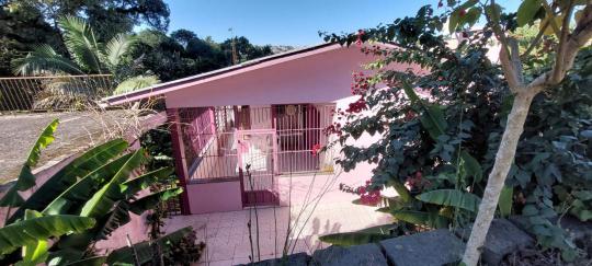 Casa à venda no bairro Cinquentenário, Farroupilha, Referencia: 89