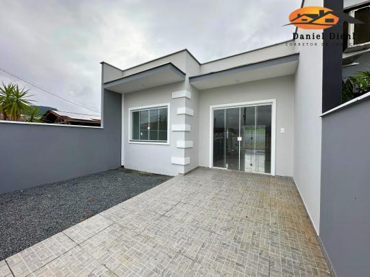 Casa Geminada à venda no bairro Centro Norte, Schroeder, Referencia: ge1025