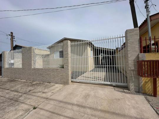 Casa à venda no bairro Menino Jesus, São Gabriel, Referencia: 1583