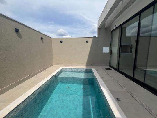 Casas e Sobrados (Rua) à venda no bairro Jardim Cidade Monções, Maringá, Referencia: 2096