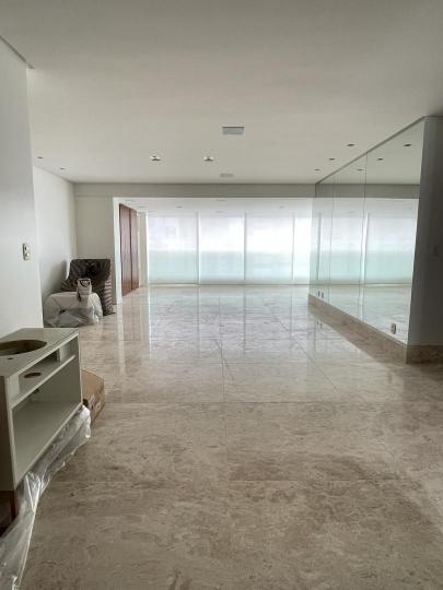 Apartamento à venda no bairro Caminho das Árvores, Salvador, Referencia: 79
