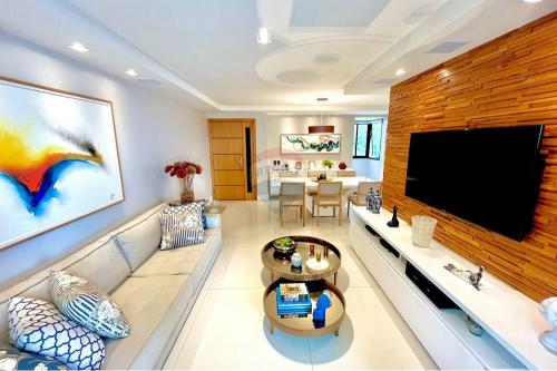 Apartamento à venda no bairro Armação, Salvador, Referencia: 15