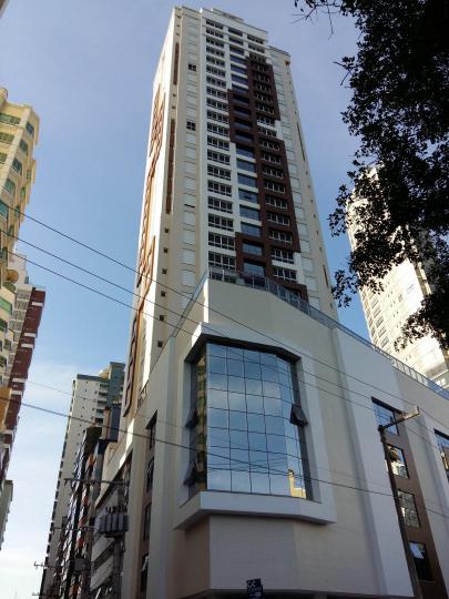 Apartamento à venda no bairro Centro, Balneário Camboriú, Referencia: 17