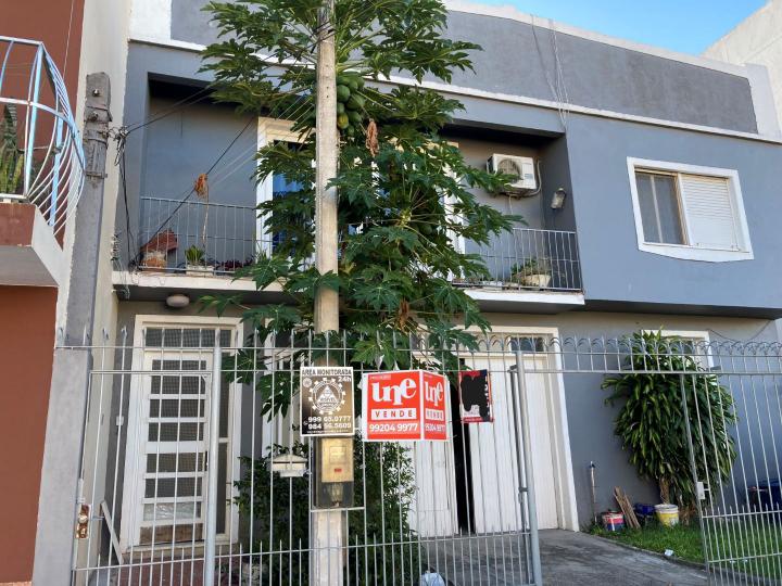 Casa à venda no bairro Centro, Pelotas, Referencia: CA0112