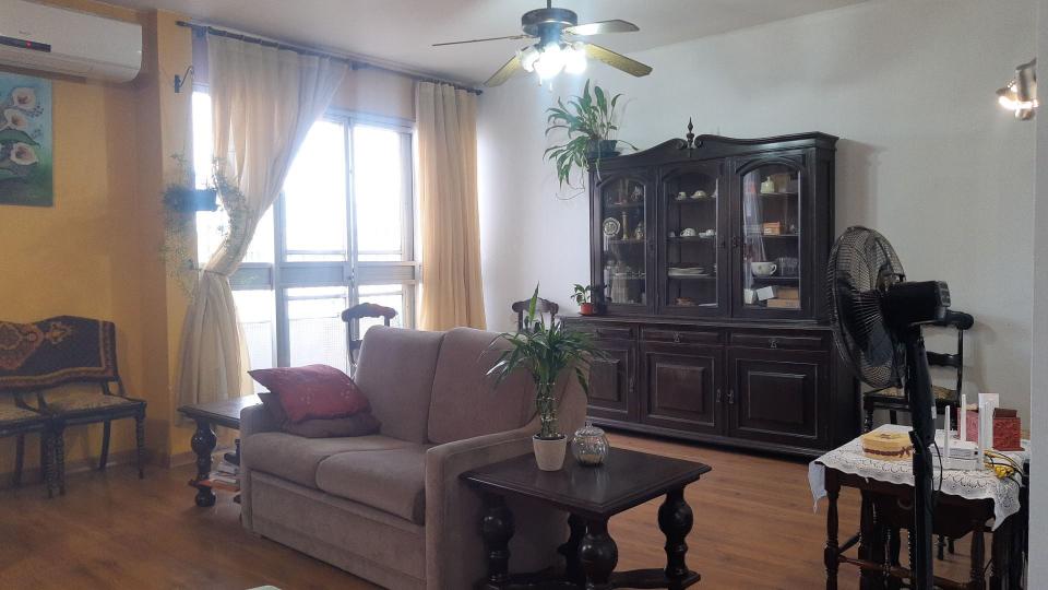 Apartamento à venda no bairro Centro, Pelotas, Referencia: AP0162