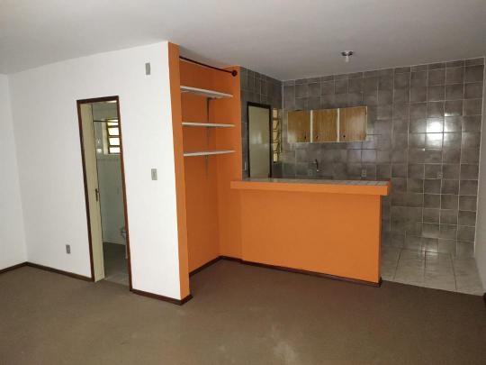 Kitnet à venda no bairro Centro, Pelotas, Referencia: 208