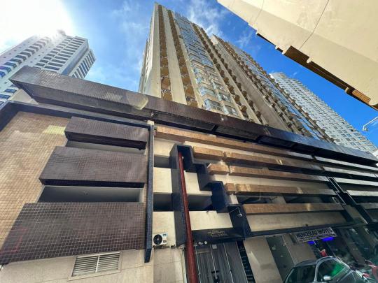 Apartamento à venda no bairro Centro, Balneário Camboriú, Referencia: 11