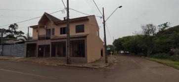 Sobrado à venda no bairro Pioneiro Catarinenses, Cascavel, Referencia: 17