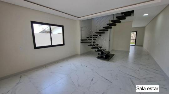 Casa à venda no bairro Canasvieiras, Florianópolis, Referencia: 1