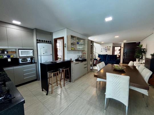 Casa à venda no bairro Cachoeira do Bom Jesus, Florianópolis, Referencia: 14