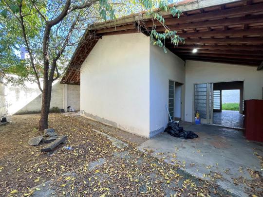 Casa Comercial para alugar no bairro Árvore Grande, Pouso Alegre, Referencia: 45