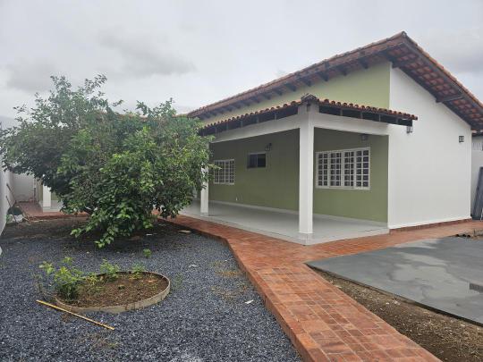 Casa para alugar no bairro Boa Esperança, Cuiabá, Referencia: 28