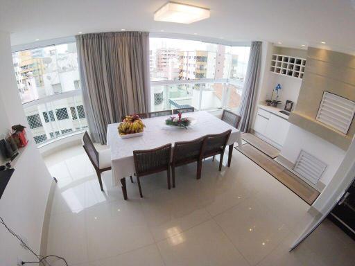 Apartamento Mobiliado para alugar no bairro Meia Praia, Itapema, Referencia: 146