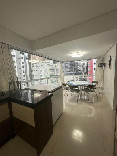 Apartamento à venda no bairro Meia Praia, Itapema, Referencia: 216