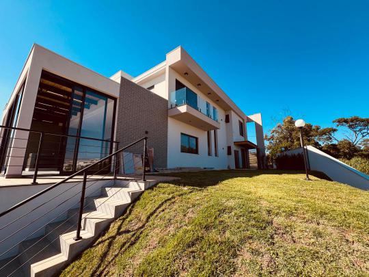Casa em Condomínio à venda no bairro Reserva Santa Rosa, Itatiba, Referencia: 138