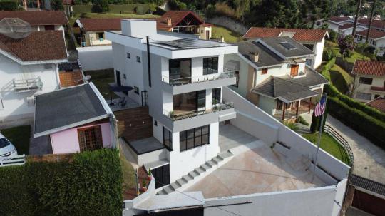 Casa à venda no bairro Vila Matilde, Campos do Jordão, Referencia: 2401-5
