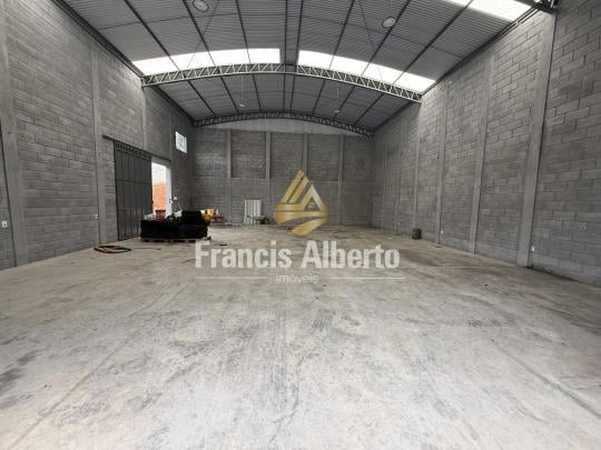 Galpão para alugar no bairro Centro, Extrema, Referencia: GALP220M2EX