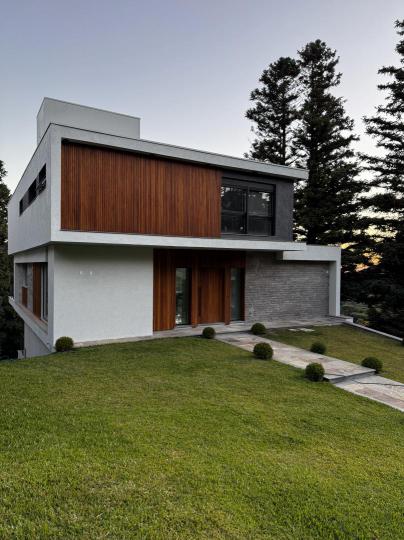 Casa em Condomínio à venda no bairro Aspen Mountain, Gramado, Referencia: 75