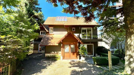Casa em Condomínio à venda no bairro Aspen Mountain, Gramado, Referencia: 1365