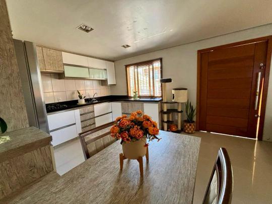 Casa - Sobrado à venda no bairro Mato Queimado, Gramado, Referencia: 1463