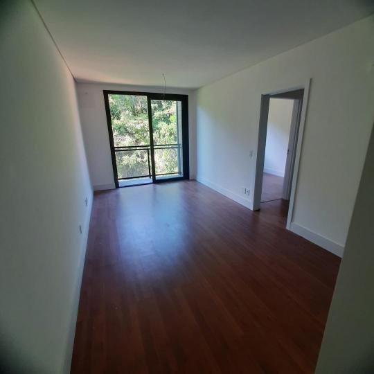 Apartamento à venda no bairro Vale das Montanhas, Gramado, Referencia: 1508