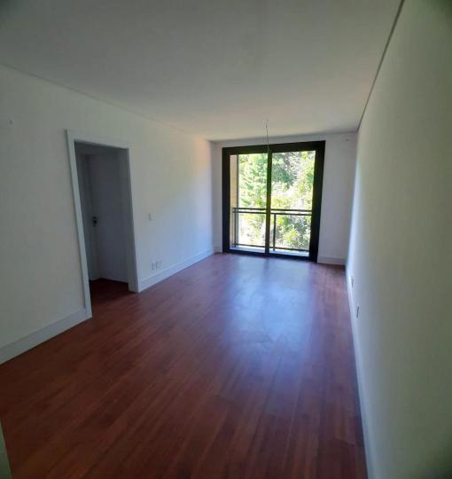 Apartamento à venda no bairro Vale das Montanhas, Gramado, Referencia: 1509