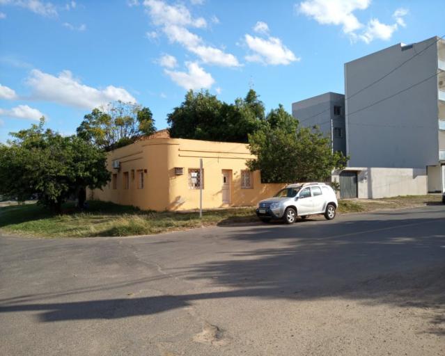 Casa à venda no bairro SAO JOAO, Uruguaiana, Referencia: CA00355