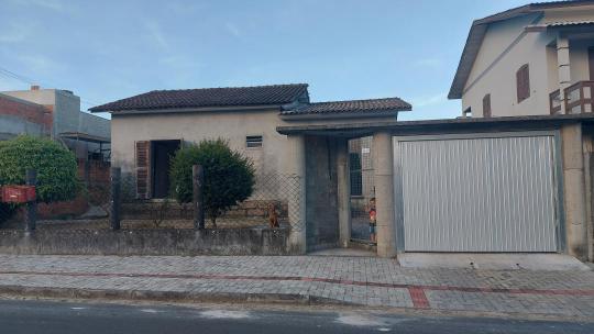 Casa à venda no bairro Metropol, Criciúma, Referencia: 245