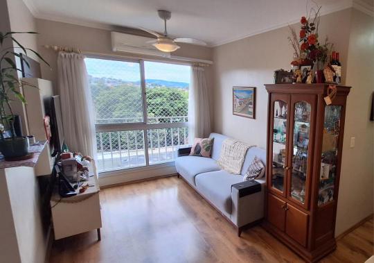 Apartamento à venda no bairro Glória, Porto Alegre, Referencia: 0006