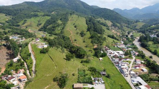 Fazenda à venda no bairro Centro, Santo Amaro da Imperatriz, Referencia: FA00003