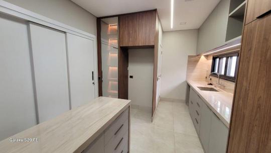 Casa em Condomínio à venda no bairro Alphaville Campo Grande, Campo Grande, Referencia: 39
