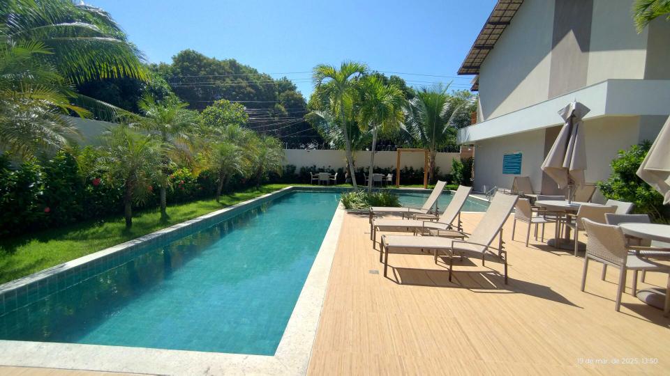 Apartamento à venda no bairro Guarajuba (Monte Gordo), Camaçari, Referencia: 623