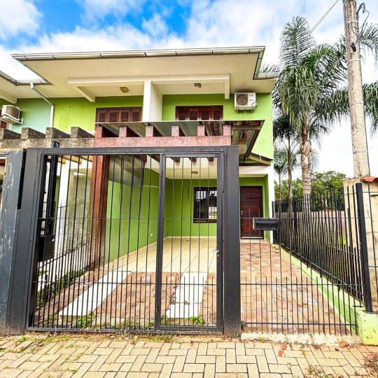 Sobrado à venda no bairro Universitário, Lajeado, Referencia: 18