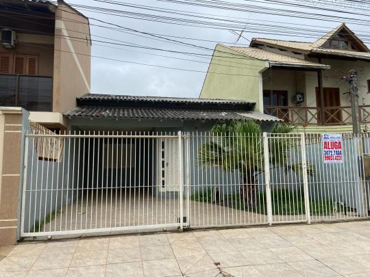 Casa para alugar no bairro Harmonia, Canoas, Referencia: 2000-152