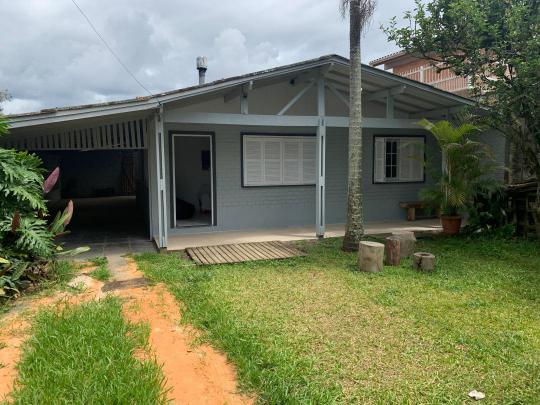 Casa - Sobrado à venda no bairro Tiroleza, Tramandaí, Referencia: 676